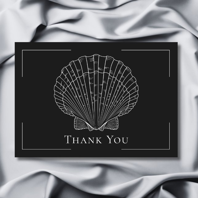 Cartão De Agradecimento Minimal Typography Black & White Seashell Wedding (Minimal Typography Black & White Seashell Wedding Thank You Card)