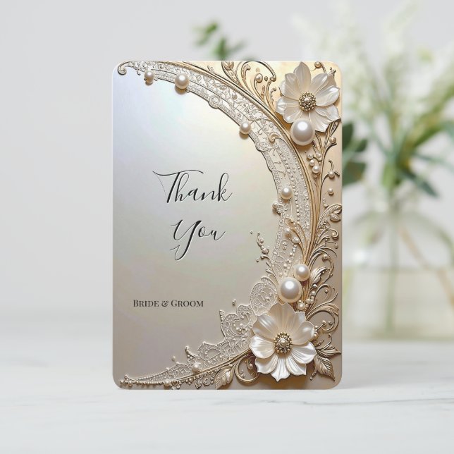 Cartão De Agradecimento Modern White Flowers Pearls Thank You Card (Em pé/Frente)