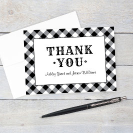 Cartão De Agradecimento Monograma de casamento xadrez gingham preto rústic