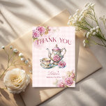 Cartão De Agradecimento O amor está a criar a festa de natação vitoriana v<br><div class="desc">O amor está a criar rosas rosa-rosa vitorianas vitorianas festas de chá nojento agradecimentos a vocês cartas,  elegante vintage estilo vitoriano pote e xícara de chá chá de panela cor-de-rosa-macia fria chá cinza agradecimentos chás de panela agradecimentos cartas</div>
