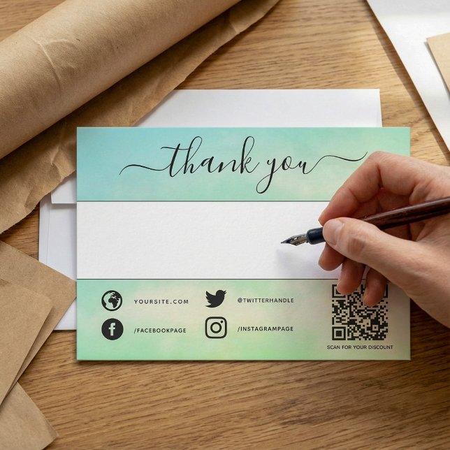 Cartão De Agradecimento Obrigado de código de qr social verde inserido no  (Green social qr code thank you insert card.)