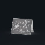 Cartão De Agradecimento Obrigado do casamento do floco de neve do quadro<br><div class="desc">Obrigado bonito do casamento do floco de neve você cartões com os dois flocos de neve bonito com uma folha e um design floral e um coração deu forma a reflexões da neve e do gelo dentro do obrigado que você nota. Fundo bonito do quadro em máscaras diferentes das cinzas....</div>