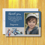 Cartão De Agradecimento Obrigado Photo Boy Corrida 5º Aniversário<br><div class="desc">Você vai adorar enviar este cartão de agradecimento charmoso e único - com o tema de corrida de carros - completado com a foto dele,  mensagem e nome personalizado. Se tiver alguma dúvida ou pedido especial,  basta enviar um chat e ficaremos felizes em ajudar.</div>