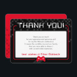 Cartão De Agradecimento OBRIGADOS MODERNOS de JOGOS Bar Mitzvah legal verm<br><div class="desc">pelo kat massard >> www.simplysweetPAPERIE.com <<< Um design simples para seus OBRIGADOS COM AS PLACAS FLAT - para corresponder aos seus convites principais. Adorei o design, mas gostaria de ver algumas mudanças - outro esquema de cores, produto, adicionar uma foto ou adaptado para uma ocasião diferente - sem preocupações, simplesmente...</div>
