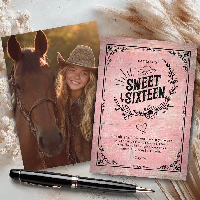 Cartão De Agradecimento Rapariga Rosa Rústica Doce Dezesseis com Foto (Rustic pink cowgirl sweet sixteen thank-you card with western floral design and photo.)