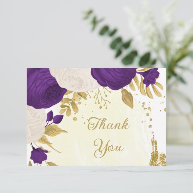 Cartão De Agradecimento Roxo real roxo e flores brancas douradas (Em pé/Frente)