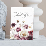 Cartão De Agradecimento Rustic Floral Abundance Obrigado<br><div class="desc">Com cores vibrantes de burgundy, ameixa, marfim, pêssego e branco, este adorável cartões de agradecimentos floral de aquarela tem apelo feminino. Peônias, rosas e flores silvestres misturam-se numa explosão de cores vibrantes na elegância rústica. Uma face moderna escrita à mão soletra "Obrigado" na frente da carta com um dentro preto...</div>