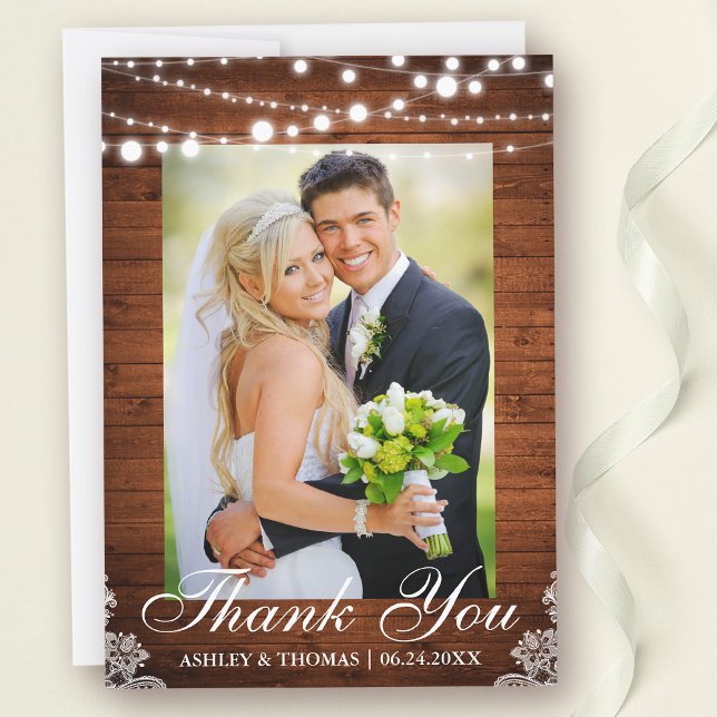 Cartão De Agradecimento Rustic Wood Lights Lace Casamento Foto Obrigado (Customize to change text size, text style or to add text to back of card.)