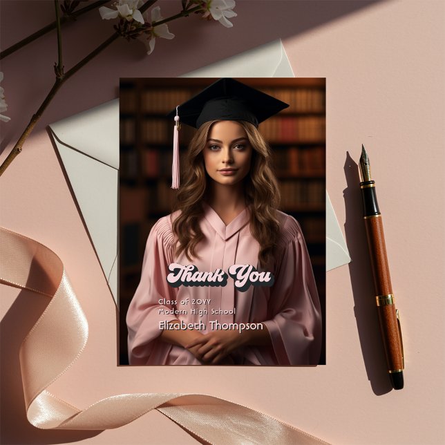 Cartão De Agradecimento Tendência Na Minha Época De Formando (Trendy In My Grad Era Graduation Thank You Card)