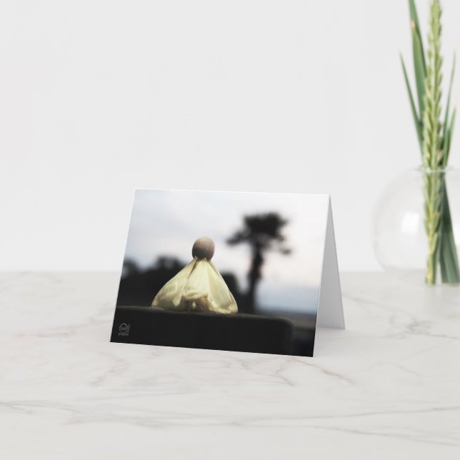 Cartão De Agradecimento Trots Houten poppetje op catwalk in geel jurkje. (Frente)