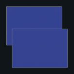 Cartão De Agradecimento um avião voando no céu<br><div class="desc">O design é um grande quadrado azul,  que parece ser um céu claro e claro. A cor do céu é uma cor azul profunda,  dando-lhe uma aparência vibrante e viva.</div>