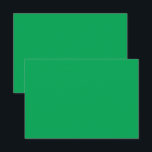 Cartão De Agradecimento um fundo verde com<br><div class="desc">O design é um quadrado grande, azul, com textura macia e uma cor azul profunda. A cor é calmante e calmante, evocando um senso de tranquilidade e paz. A matiz azul lembra o oceano ou um céu azul claro, invocando sentimentos de serenidade e relaxamento.</div>