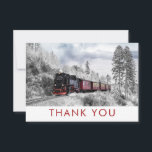 Cartão De Agradecimento Vintage Train Winter Christmas Cena de Natal Obrig<br><div class="desc">Um cartões de agradecimentos de natal com uma fotografia de uma paisagem de inverno nevada com pinheiros cobertos de neve. Um trem vermelho, dourado e preto à moda antiga, viajando pela natureza selvagem. Conjuga os pensamentos de voltar para casa no Natal. A parte traseira do cartão tem uma mensagem que...</div>