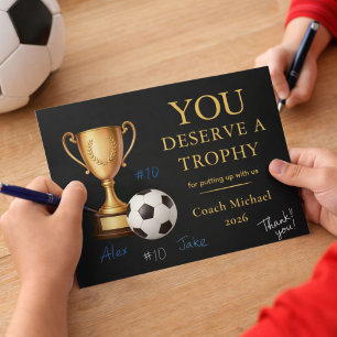 Cartão De Agradecimento Você Merece um Troféu Treinador de Futebol Engraça