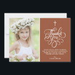 Cartão De Agradecimento Whimsical Terracotta Primeira Foto Sagrada da Comu<br><div class="desc">Script Whimsical Terracotta Primeiro Cartões de agradecimentos Fotográfico da Comunidade Sagrada | Envie obrigados para a família e amigos com este obrigado de comunhão personalizável, com sua placa plana. Ele apresenta uma escrita caprichosa sobre um fundo de terracota e um padrão de quatrefoil. Este elegante cartões de agradecimentos fotográfico também...</div>