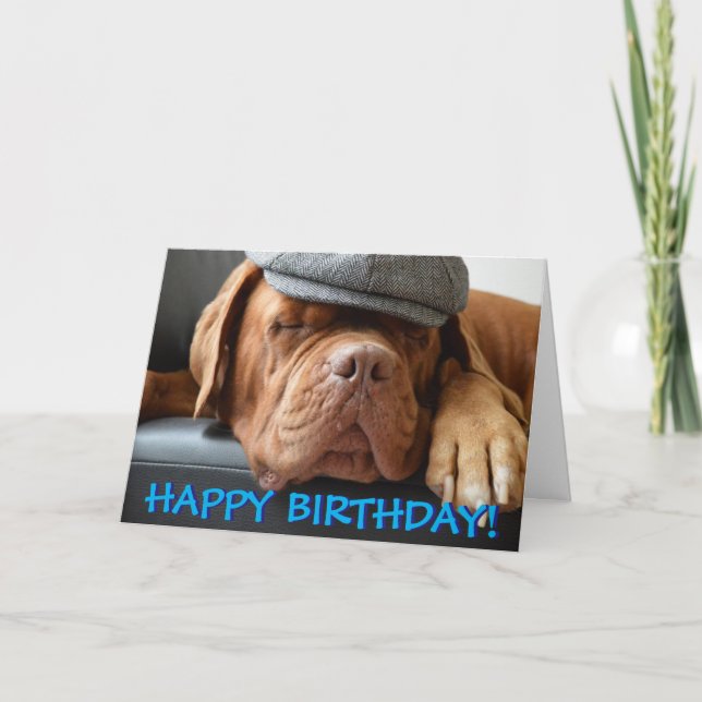 Cartão de aniversário bonito da foto de dogue de (Frente)