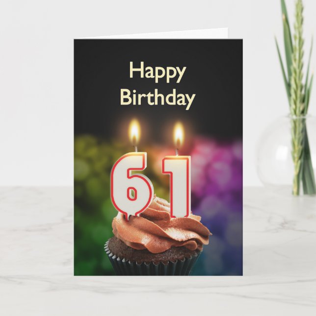 Cartão de aniversário de 611 ruas com velas (Frente)