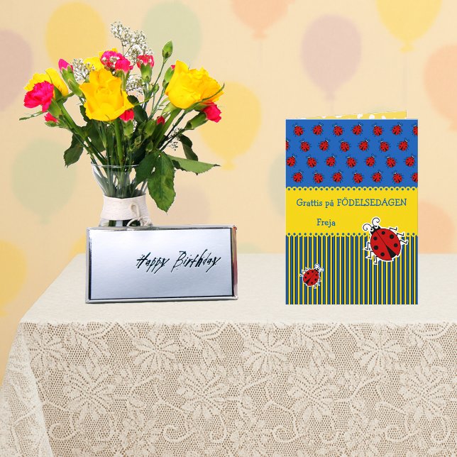 Cartão de aniversário de adição de nome azul ladyb (Grattis på födelsedagen)