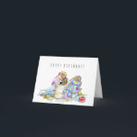 Cartão de aniversário de apresentação<br><div class="desc">Ele é fofo! Ele é doce! Ele embrulha presentes com os pés!
Este adorável cartão de aniversário de cachorro vai ganhar o coração de qualquer um... mesmo que suas habilidades de embrulhar presentes não sejam tão quentes.</div>