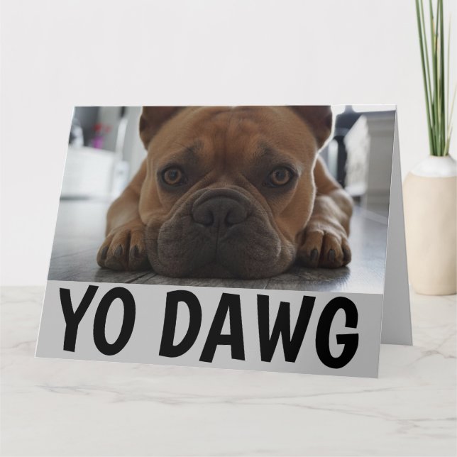 CARTÃO DE ANIVERSÁRIO DE CÃO PUG SUPERDIMENSIONADO (Frente)