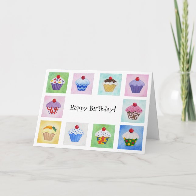 Cartão de aniversário de muitos Cupcakes (Frente)