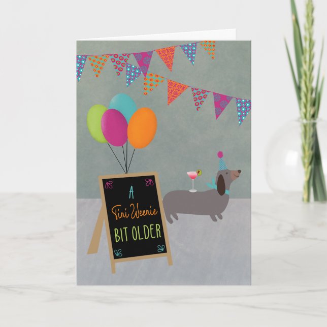 Cartão de Aniversário de um Dachshund Um Pouquinho (Frente)
