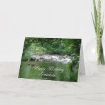 Cartão de aniversário do neto que mostra um rio<br><div class="desc">Um córrego legal da montanha como corre através de uma floresta tranquilo. Esta imagem dá uma paz de sentimento e a calma do PF.</div>