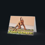 Cartão de aniversário engraçado do filhote de<br><div class="desc">Cartão de cumprimentos engraçado,  desajeitado,  pateta da foto do filhote de cachorro do vizsla. O texto na parte dianteira lê "o feliz aniversario!" e o interior do texto lê a "esperança que você tem um grande dia!" O texto pode tudo ser personalizado.</div>