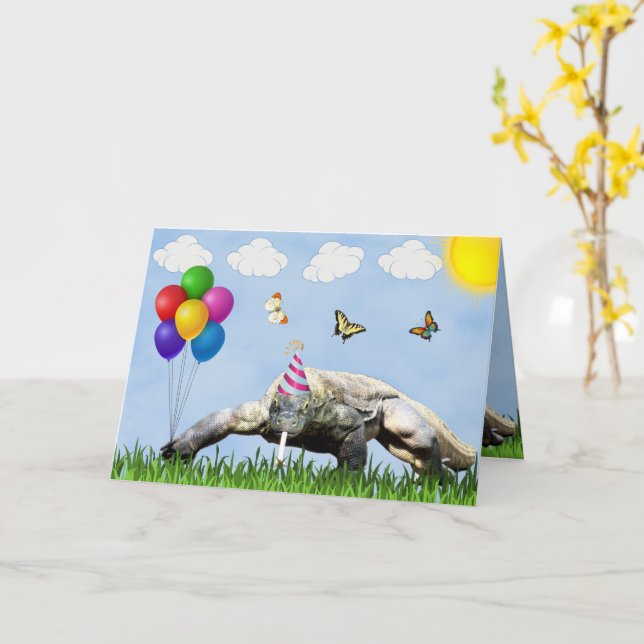 Cartão de Aniversário Feliz do Partido Komodo Drag (Flor Amarela)