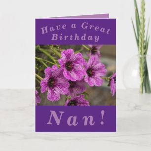 Cartão de Aniversário Floral Roxo para Nan