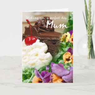Cartão de aniversário para Mãe com bolo e flores
