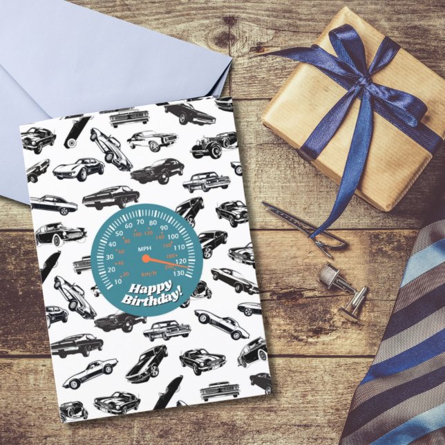 Cartão de aniversário para o veículo clássico (Criador carregado)