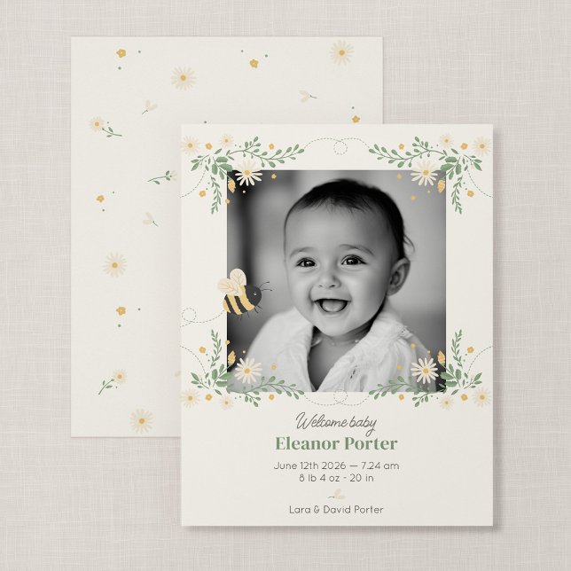 Cartão de Anúncio de Bebê Abelhinha Compacto (Wildflower Flight - Compact 4.25 x 5.5" Honey Bee Baby Photo Card Announcement)