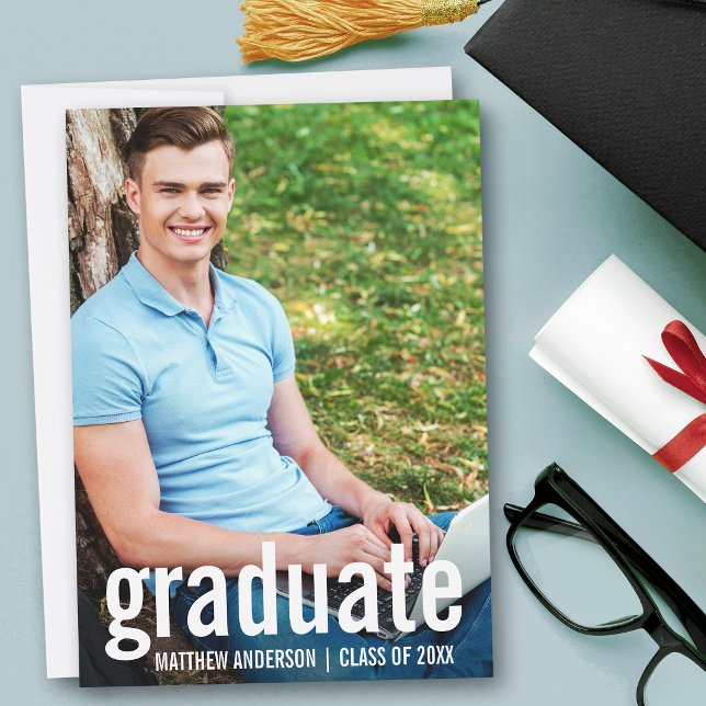 Cartão de Anúncio de Formatura com Foto de Graduad (Customize to add text to back of card.)