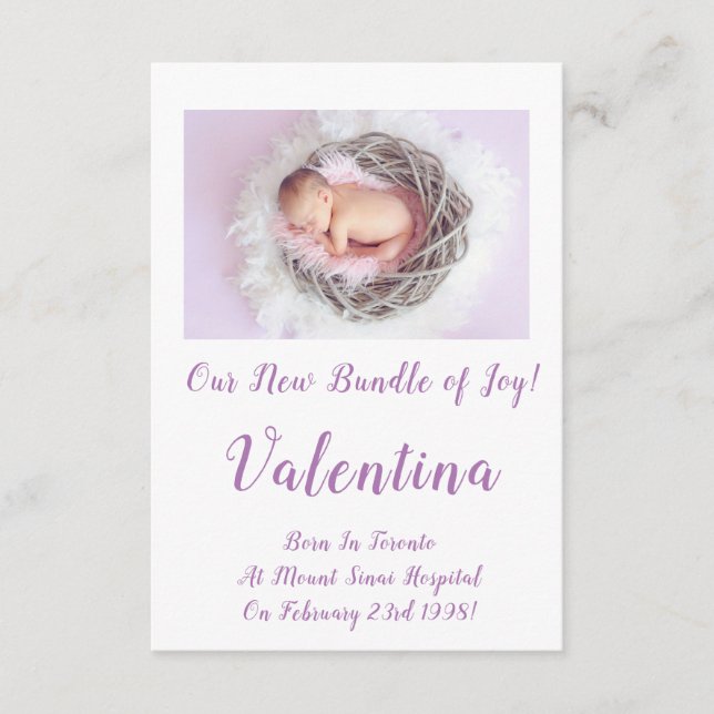 Cartão de Anúncio de Menina Adorável (Frente)