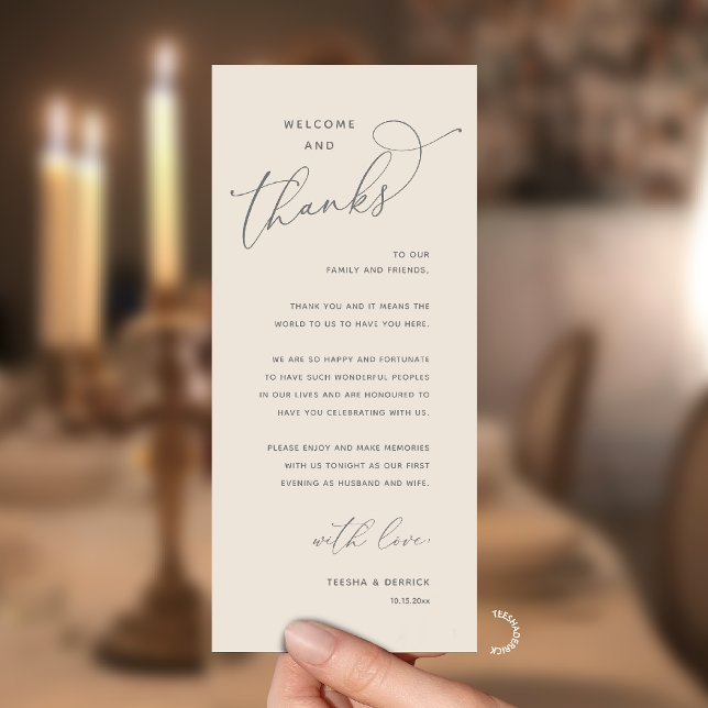 Cartão de Boas-Vindas e Agradecimento para Recepçã (Modern Elegant Wedding Reception "Welcome and Thanks" Table Card for Guest in Cream Grey)
