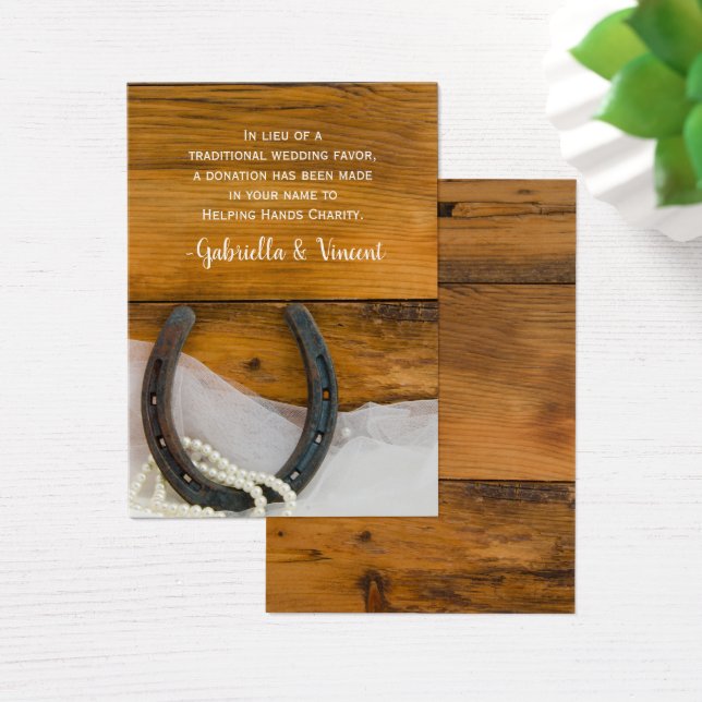 Cartão de Caridade de Casamento de Cavaleiro de Pé (Mesa)