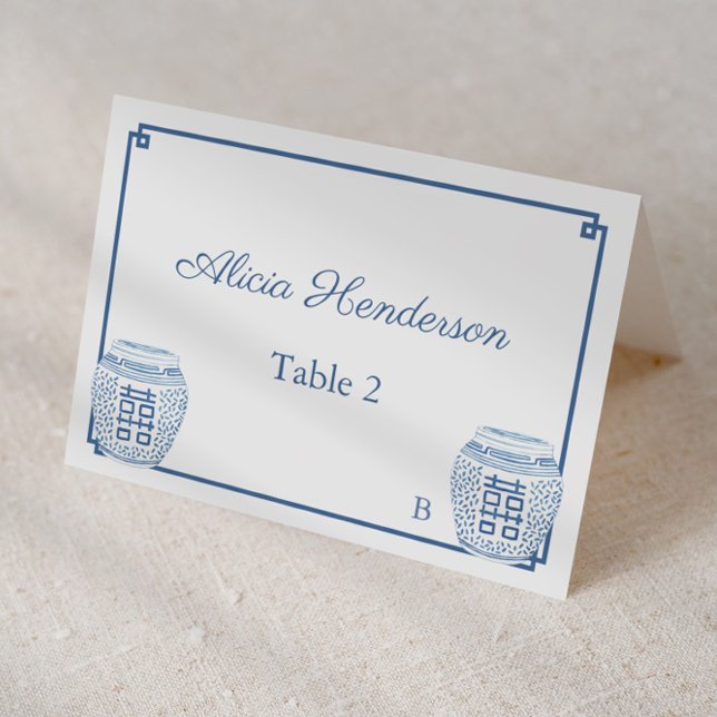 Cartão De Casamento Branco E Azul Clássico (Individual place card design featuring dark blue and white ginger jars and greek key pattern)