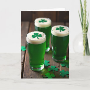 Cartão de Cerveja Verde de Felicitações