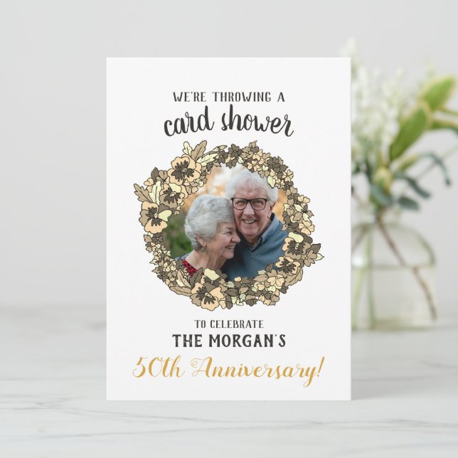 Cartão de Chuva de Aniversário de Bodas de Ouro co (Em pé/Frente)