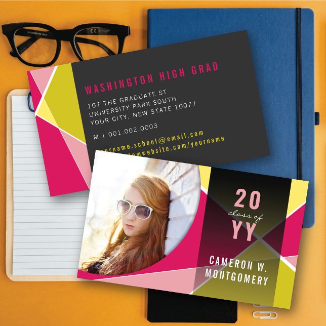 Cartão De Contato Formando Fotográfico de Linhas Geométricas de Fuch (Fuchsia Stylish Geometric Criss Cross Photo Graduation Calling/Name Card @ zazzle.com/color_therapy)