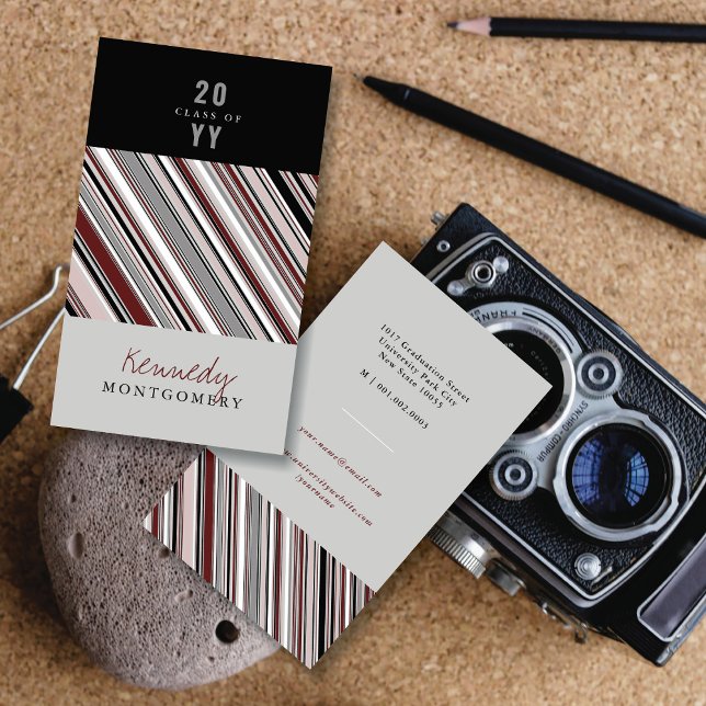 Cartão De Contato Na moda Preppy Brown Pin Strips Formando moderno (Stylish Preppy Brown Pin Stripes Modern Graduation Calling Card @ www.zazzle.com/color_therapy)