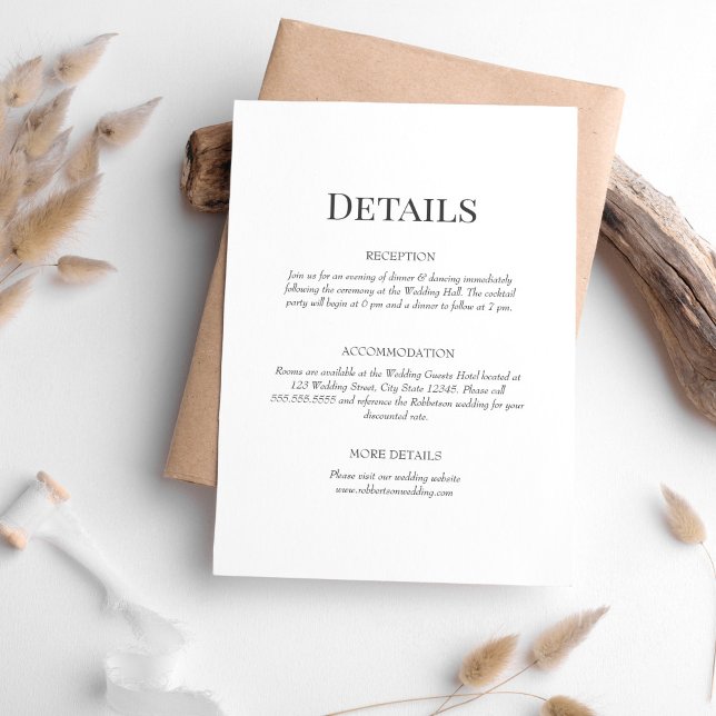 Cartão de Detalhes de Casamento com Monograma Mini (Minimalist Monogram Wedding Details Enclosure Card on white table with neutral boho decoration.)
