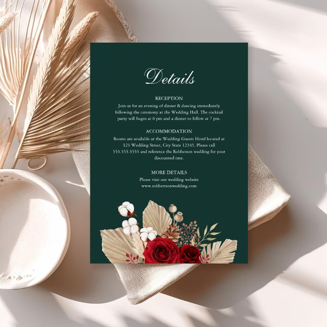 Cartão de Detalhes de Casamento de Rosas Verde Esm (Emerald Green Burgundy Roses Wedding Details Card on a sunny boho table.)