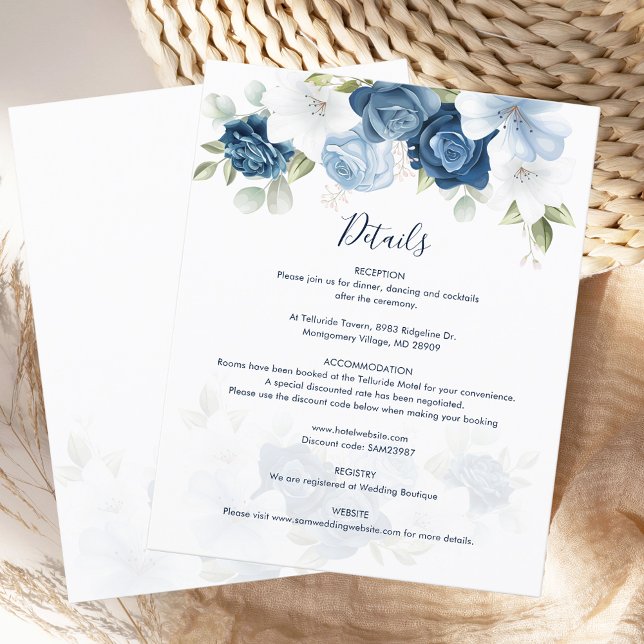 Cartão de Detalhes de Casamento de Sangue Floral A (Dusty Blue Floral Wedding Details Enclosure Card)