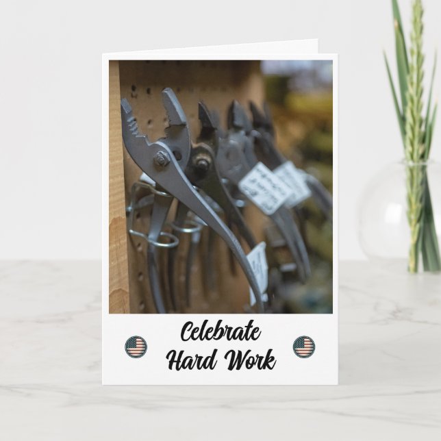 Cartão de Dia da Mão de Obra para Sucesso de Arran (Frente)