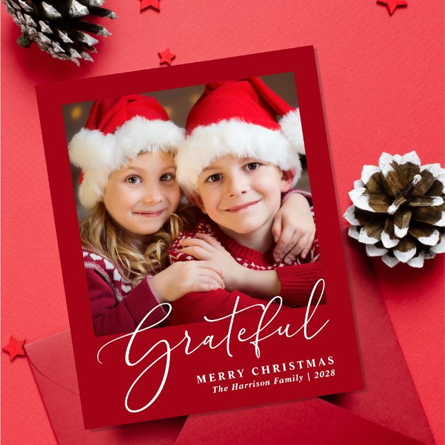 Cartão de Férias de Natal Vermelho Grateful Photo (Share the love and warmth of the holiday season with this personalized photo Christmas card)