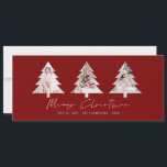 Cartão De Festividades 3 Fotos em forma de árvore Borgonha Feliz Natal<br><div class="desc">Mínima 3 Fotos em forma de árvore Borgonha Feliz Natal. Disponível digitalmente e impresso. Feliz Natal está em um roteiro de na moda. Substitua facilmente as três imagens de amostra por suas próprias e personalize com seus nomes na frente.</div>