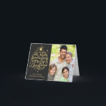 Cartão De Festividades A Feliz Dourada do relvado deseja a foto de Natal<br><div class="desc">A Feliz Dourada Glitter Deseja Cartões de foto de Natal Familiar. 
(1) Para mais personalização,  clique no link "personalizar mais" e use nossa ferramenta de design para modificar este modelo. 
(2) Se precisar de ajuda ou de itens correspondentes,  entre em contato comigo.</div>