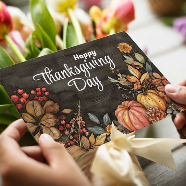 Cartão De Festividades Abóboras de outono de madeira e folhas Feliz Dia d (Criador carregado)